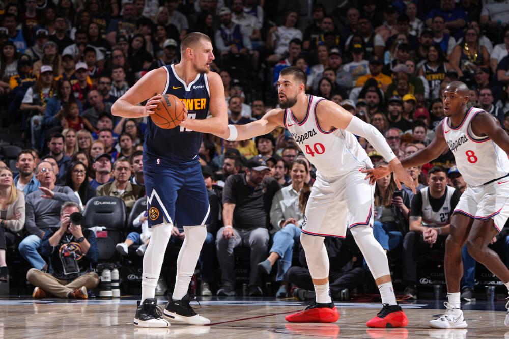 球运动员来 球运动员来