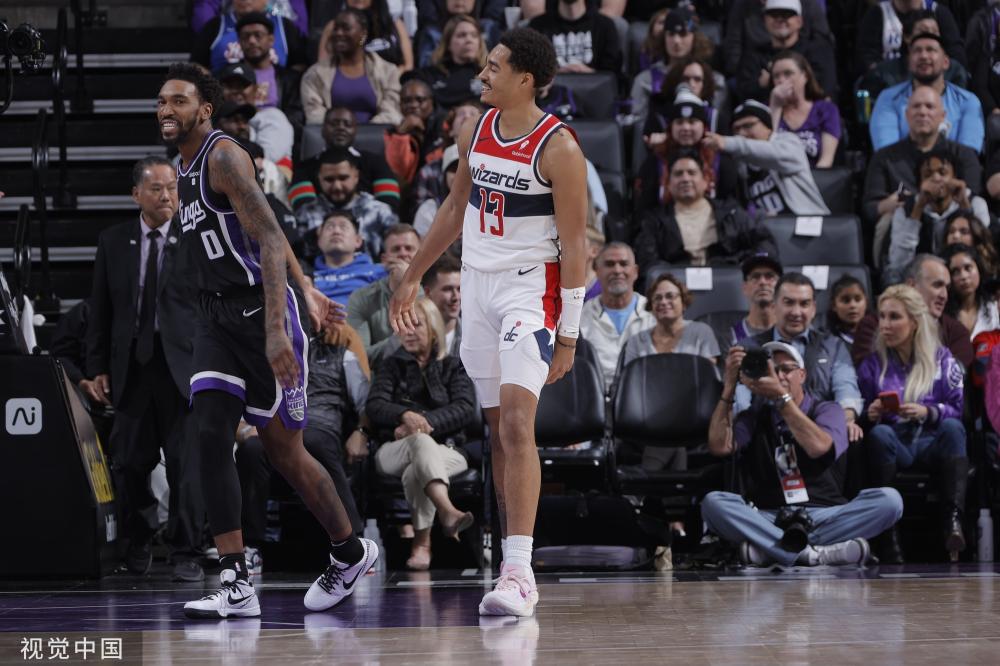 他若缺席红 他若缺席红